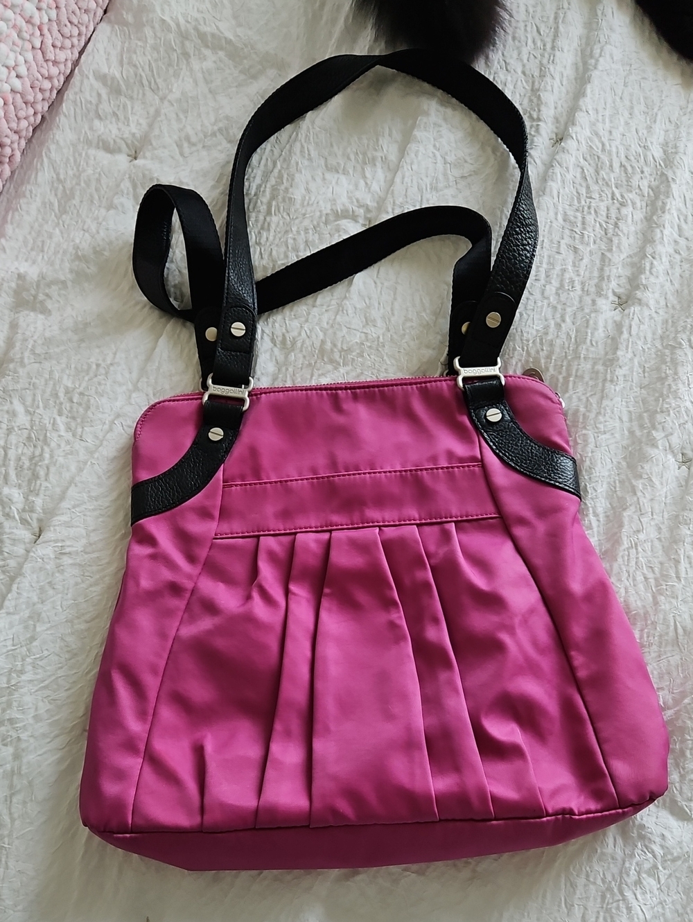 Baggalini Purse - Picture 2 of 6